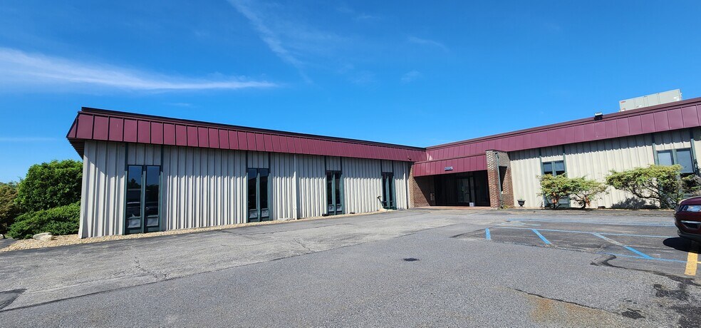 More Photos Of 300 Laird St, Wilkes Barre Medical For Lease