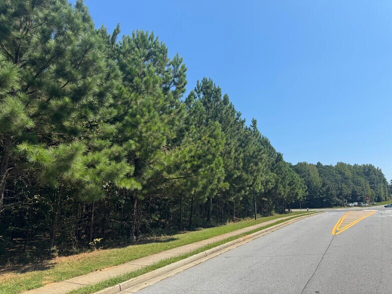 Primary Photo Of 0 Tara Blvd, Jonesboro Land For Sale