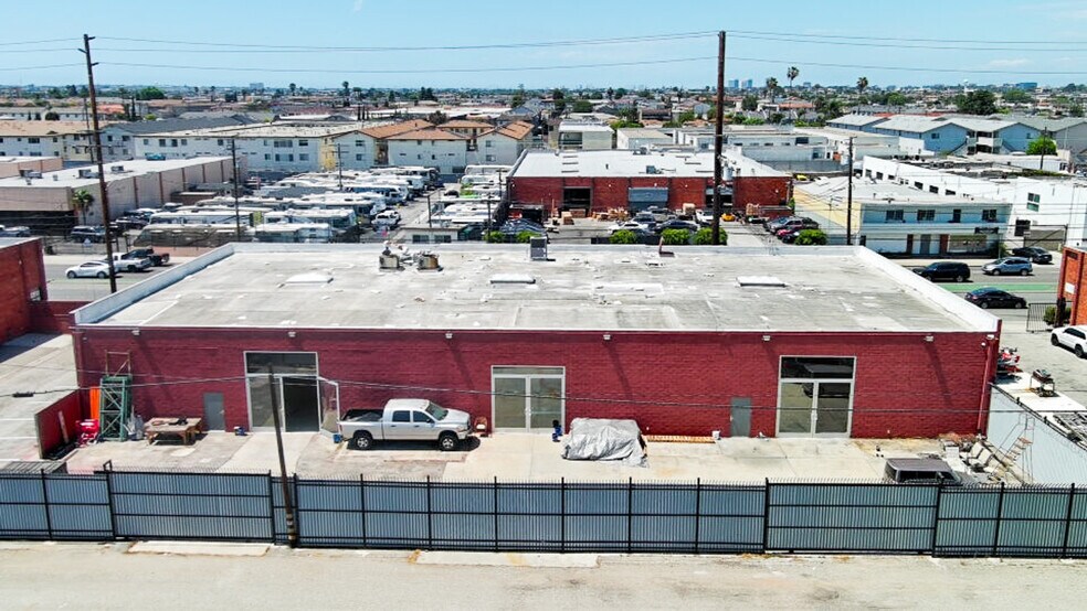 More Photos Of 13700 Crenshaw Blvd, Gardena Warehouse For Sale