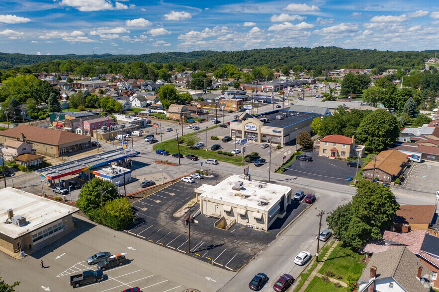 Primary Photo Of 2302 Sheffield Rd, Aliquippa Drugstore For Lease
