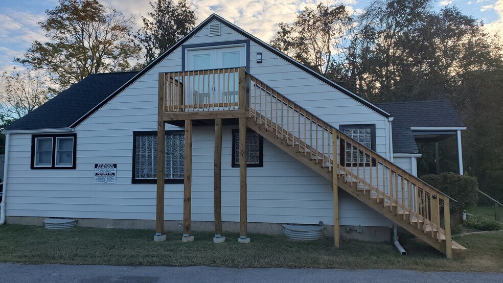 More Photos Of 2 Oakway Rd, Timonium Office For Lease