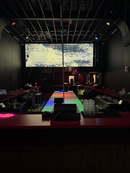 More Photos Of 912 71st St, Miami Beach Bar For Lease