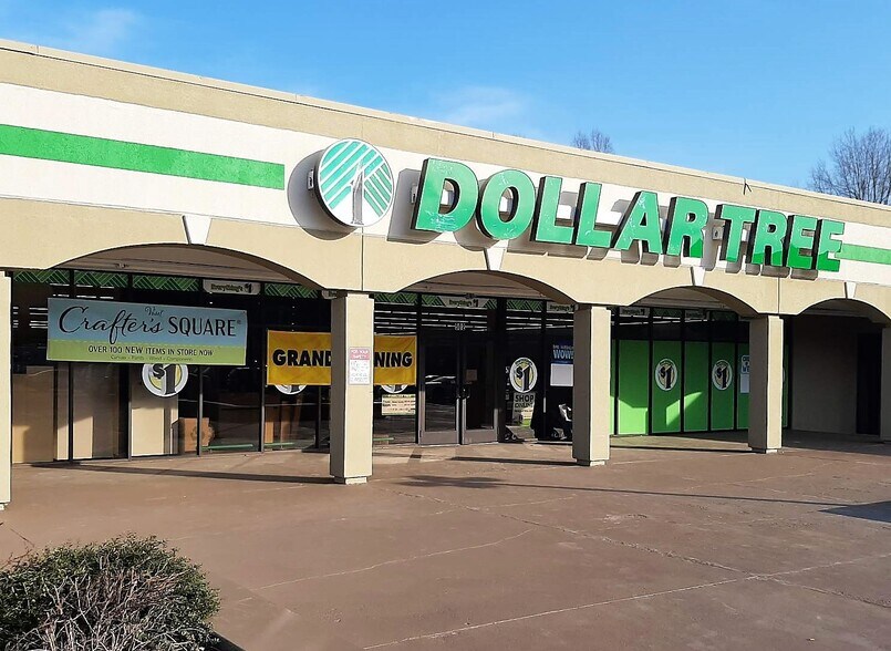 More Photos Of 502 E Main St, Louisa Unknown For Lease