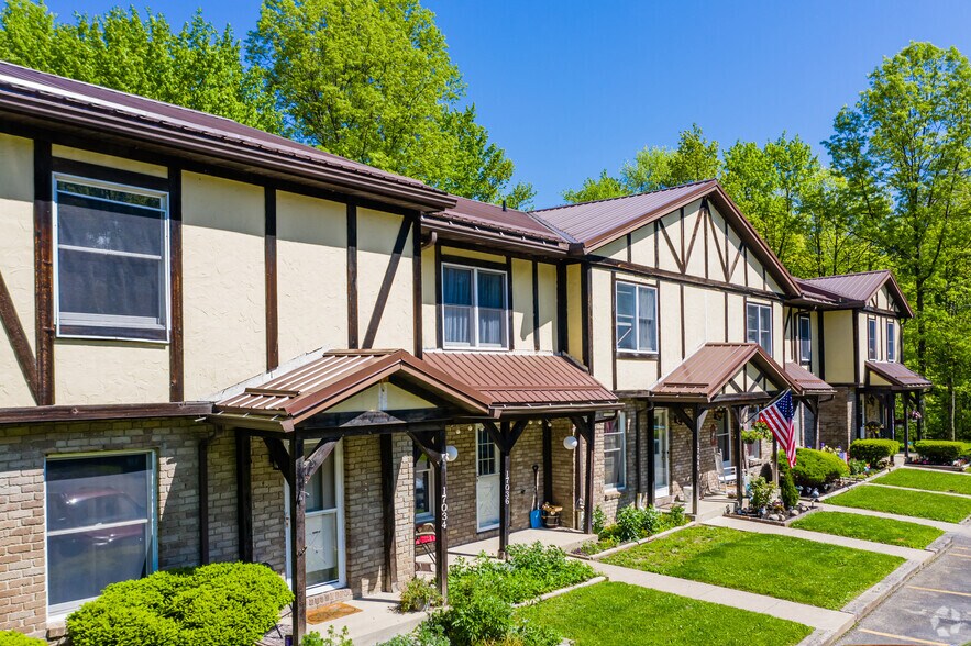 More Photos Of 10795 Timbercrest Dr, Meadville Apartments For Sale