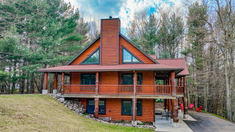 More Photos Of 18061 County Highway OO, Chippewa Falls Flex For Sale