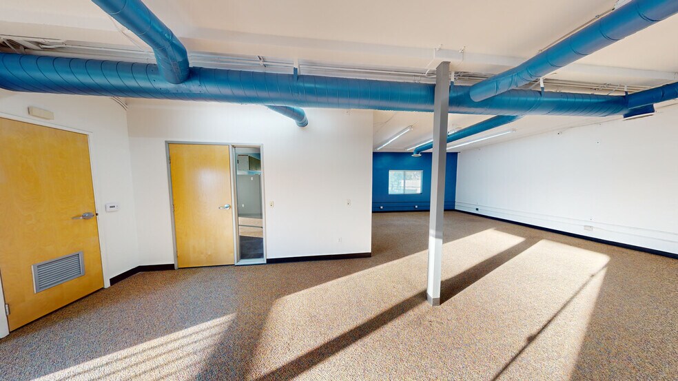 More Photos Of 1940 Garnet Ave, San Diego Medical For Sale