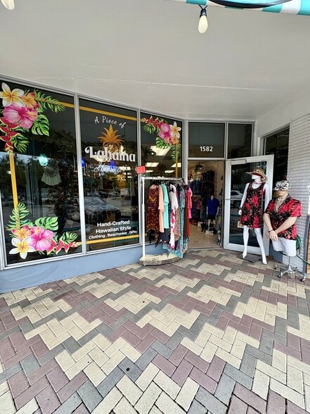 More Photos Of 1574-1584 SE 3rd Ct, Deerfield Beach Storefront Retail Office For Lease