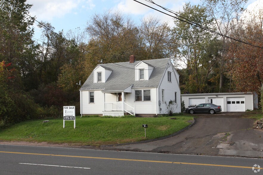 Primary Photo Of 200 West St, Cromwell Office For Sale