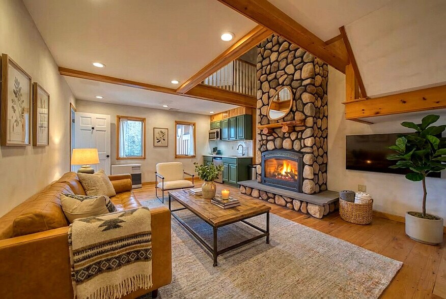 More Photos Of 218 NY-296, Windham Hotel For Sale