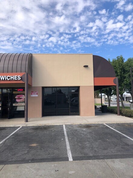 More Photos Of 2214-2222 S Grand Ave, Santa Ana Unknown For Lease