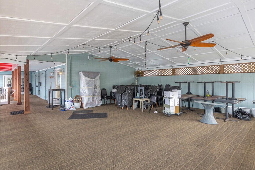 More Photos Of 227 E Cecil St, Springfield Restaurant For Sale