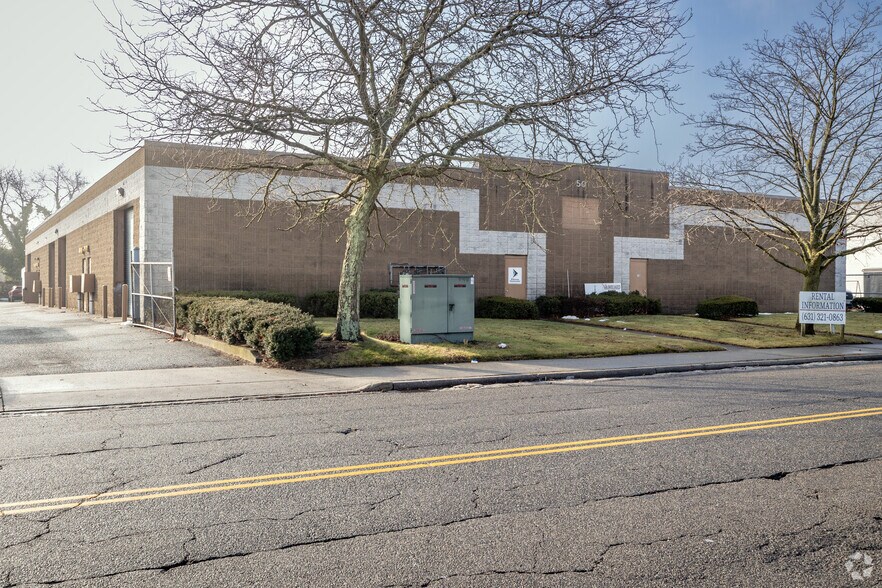 Primary Photo Of 50 Wyandanch Ave, Wyandanch Warehouse For Lease