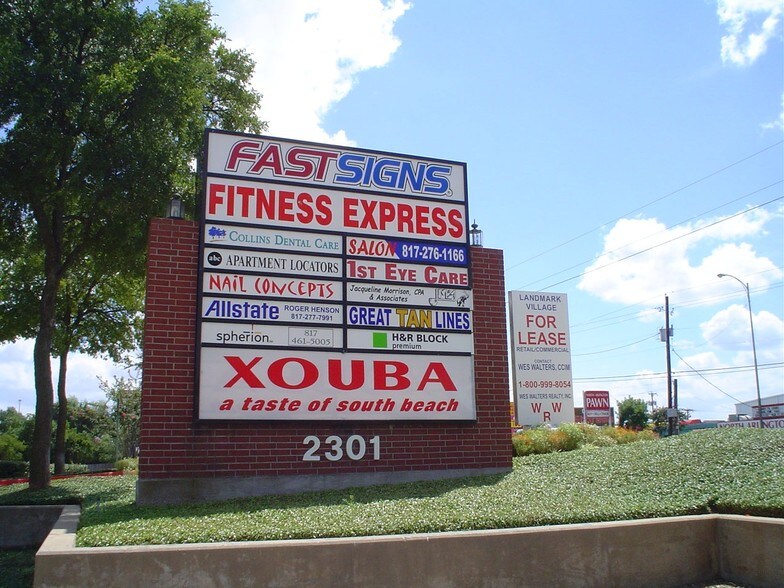 More Photos Of 2301 N Collins St, Arlington Unknown For Lease