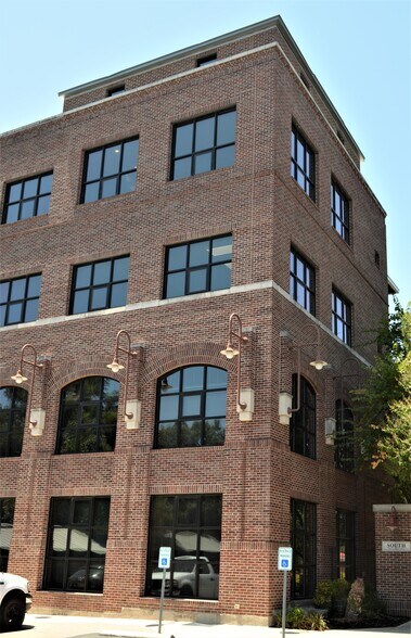 More Photos Of 2632 Broadway St, San Antonio Office Residential For Sale