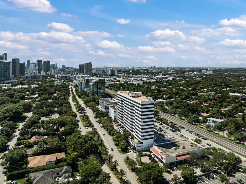 More Photos Of 4770 Biscayne Blvd, Miami Office For Sale