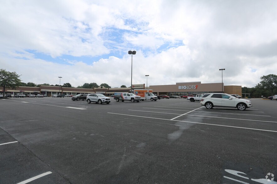 More Photos Of 5200-5260 Oaklawn Blvd, Hopewell Unknown For Lease