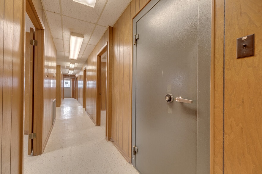 More Photos Of 2309 Zapata St, Freeport Warehouse For Sale