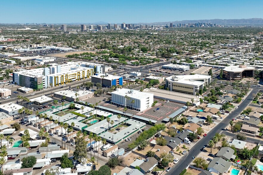 More Photos Of 5060 N 19th Ave, Phoenix Office Residential For Sale