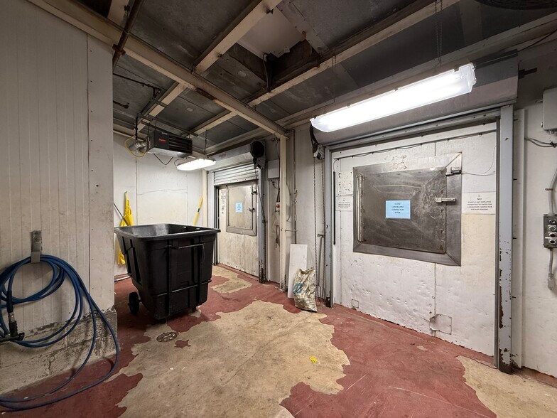 More Photos Of 4001 N American St, Philadelphia Warehouse For Lease