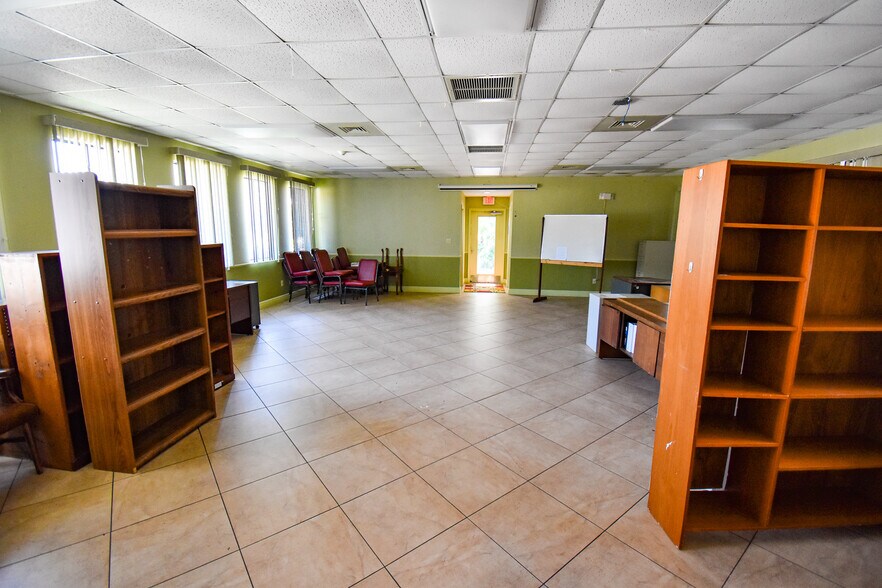 More Photos Of 1830 Hickory Shores Rd, Gulf Breeze Medical For Lease