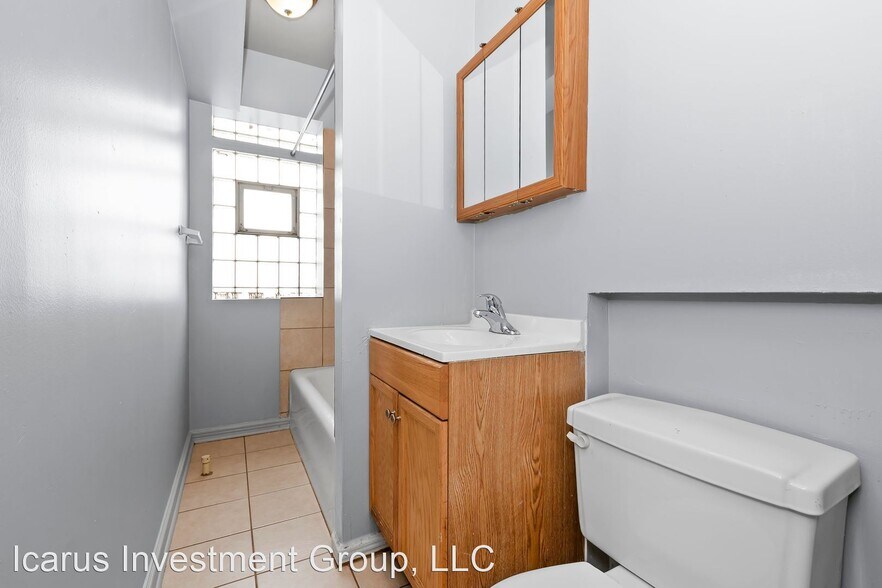 More Photos Of 6237-6245 S Kedzie Ave, Chicago Multifamily For Sale