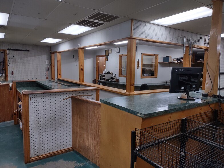 More Photos Of 24090 FM 1485 Rd, New Caney Service For Sale