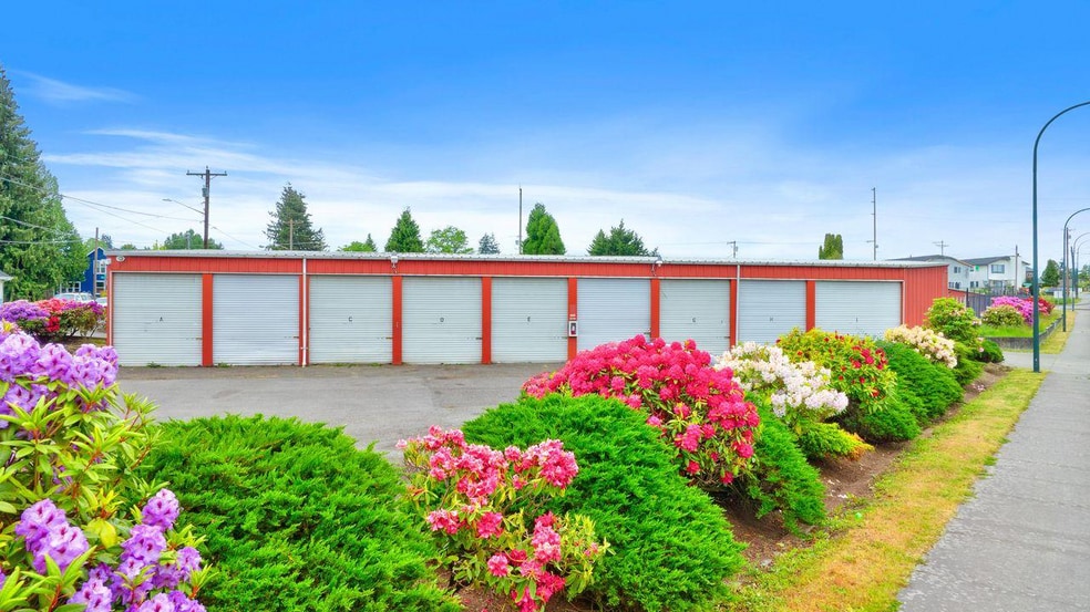 More Photos Of 1530 E Marine View Dr, Everett Self Storage For Sale
