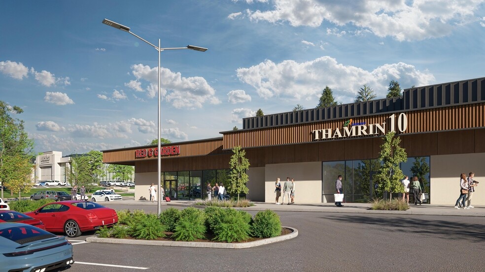 More Photos Of 10100-10124 SW Washington Square Rd, Tigard General Retail For Lease