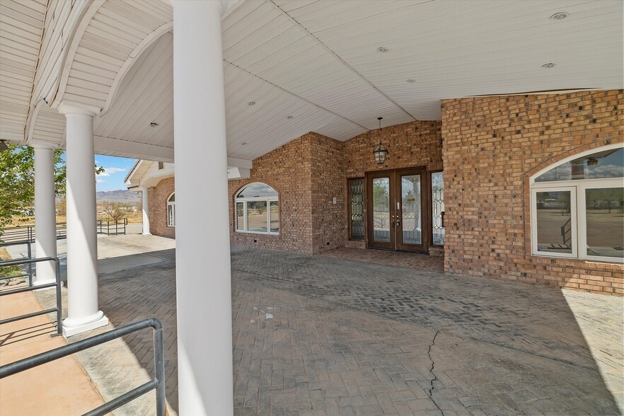 More Photos Of 721 Buol Rd, Pahrump General Retail For Sale