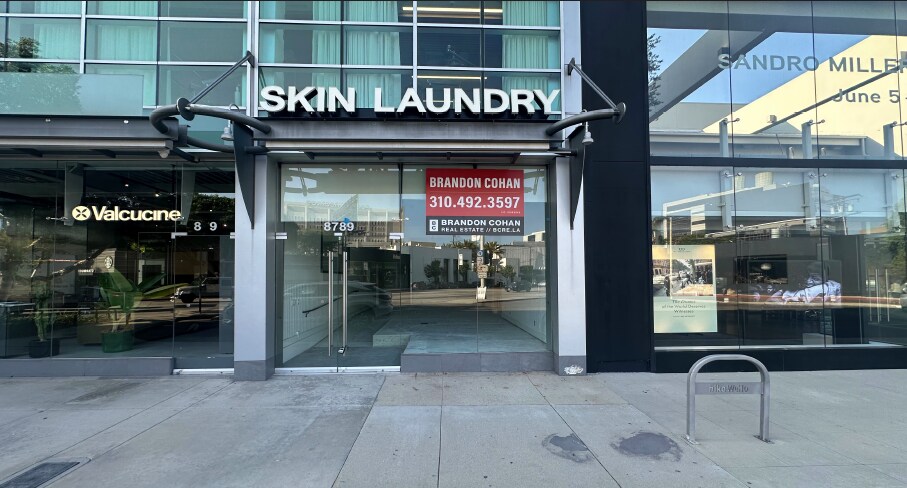 More Photos Of 300-306 N Robertson Blvd, Los Angeles Office For Lease