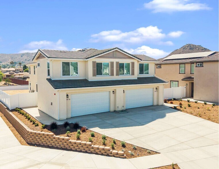 More Photos Of 5824 Persepolis Ct, Riverside Multifamily For Sale