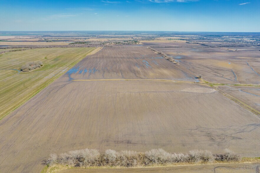 More Photos Of TBD FM 2077, Bonham Land For Sale