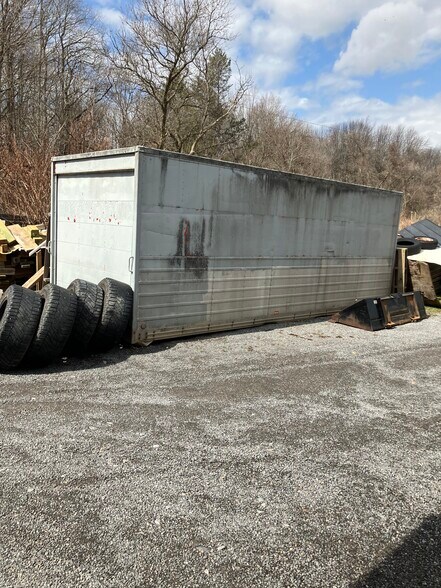 More Photos Of 2985 Mill Pl, Sauquoit Manufacturing For Sale