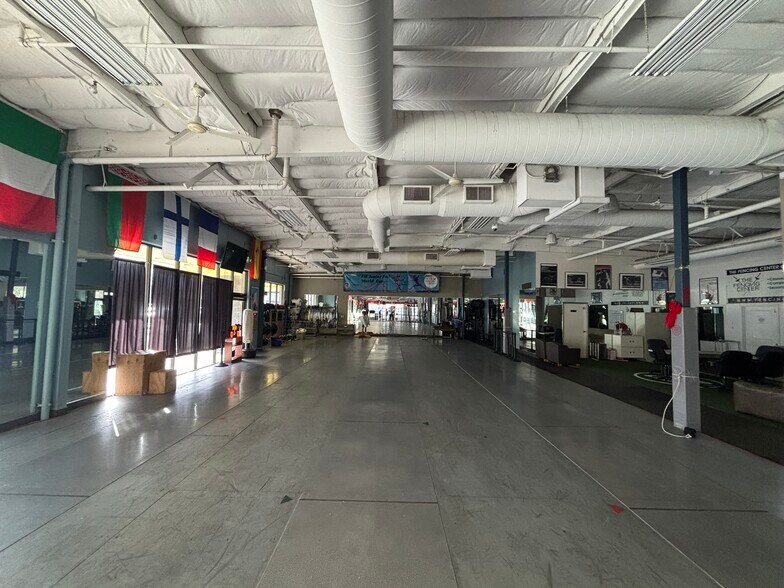 More Photos Of 1329-1345 Blossom Hill Rd, San Jose Unknown For Lease