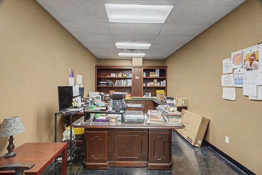 More Photos Of 254 Commerce Ct, Hopkinsville Industrial For Sale