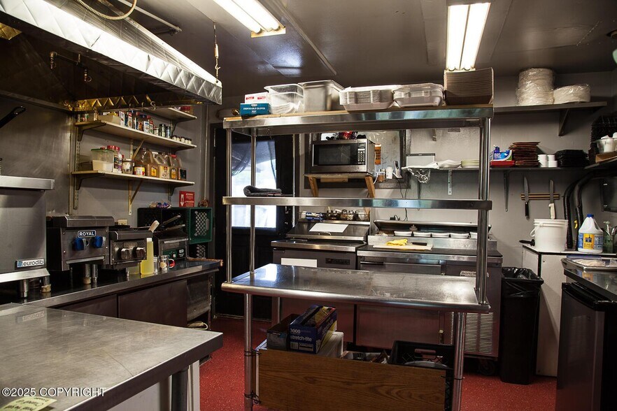 More Photos Of 453 E Pioneer Ave, Homer Bar For Sale