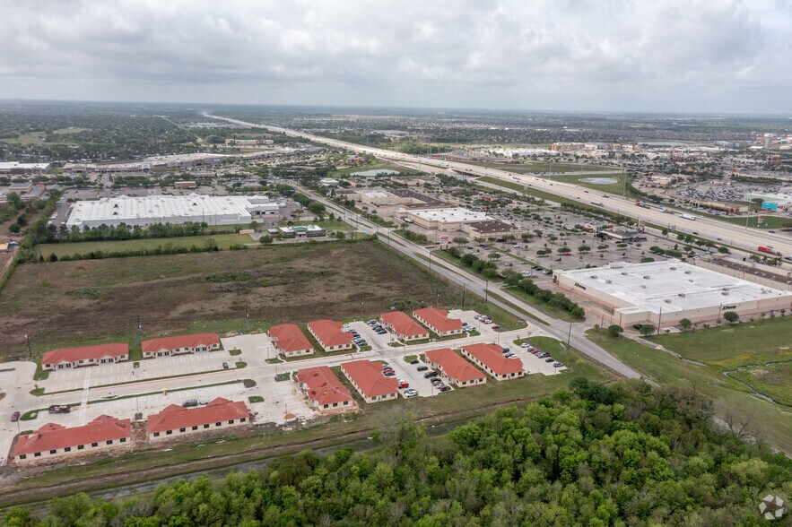 More Photos Of 2743 Smith Ranch Rd, Pearland Unknown For Lease