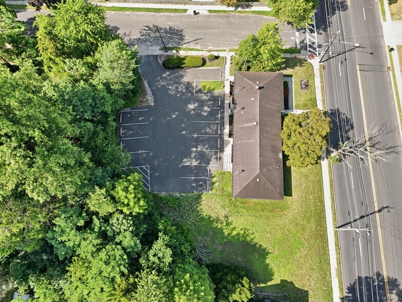 More Photos Of 222 Gibbsboro Rd, Clementon Office For Sale