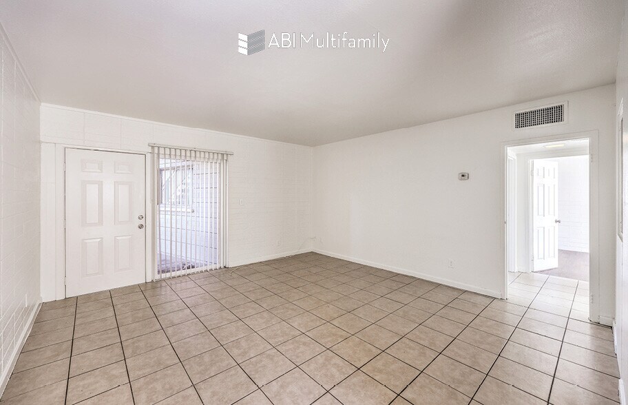 More Photos Of 2575 Sherwood St, Las Vegas Apartments For Sale