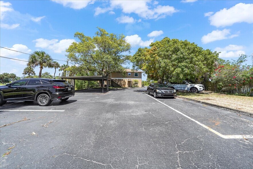 More Photos Of 111 Scott St, Melbourne Office For Sale