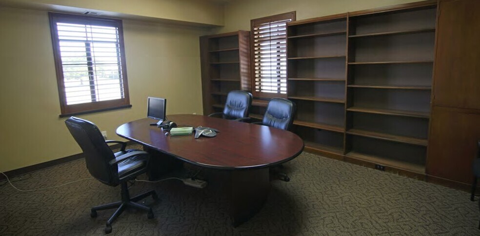 More Photos Of 206 W 6th Ave, Stillwater Loft Creative Space For Sale