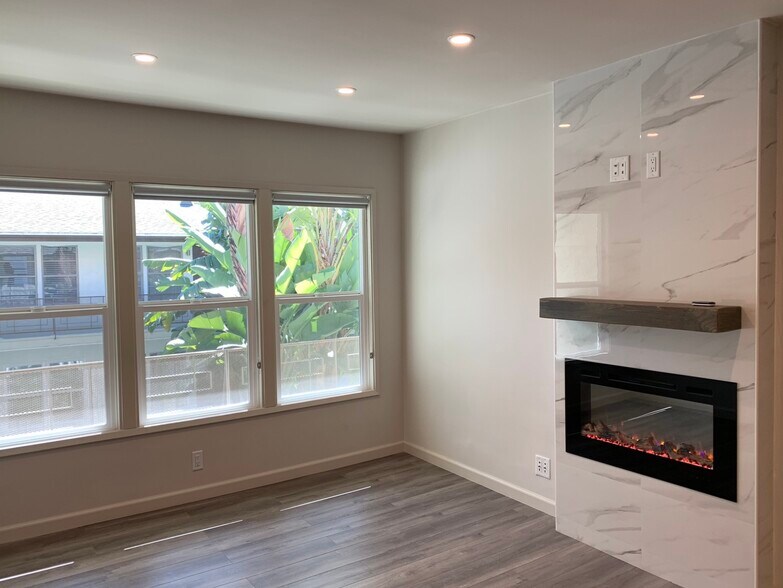 More Photos Of 1015 3rd St, Santa Monica Apartments For Sale
