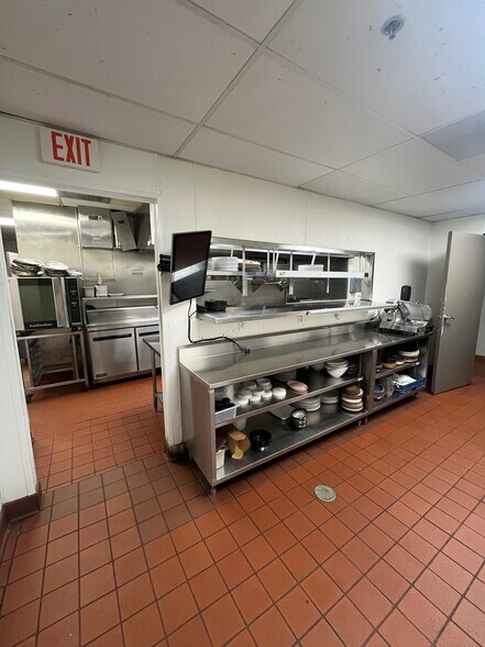 More Photos Of 303 H St, Chula Vista Office For Lease