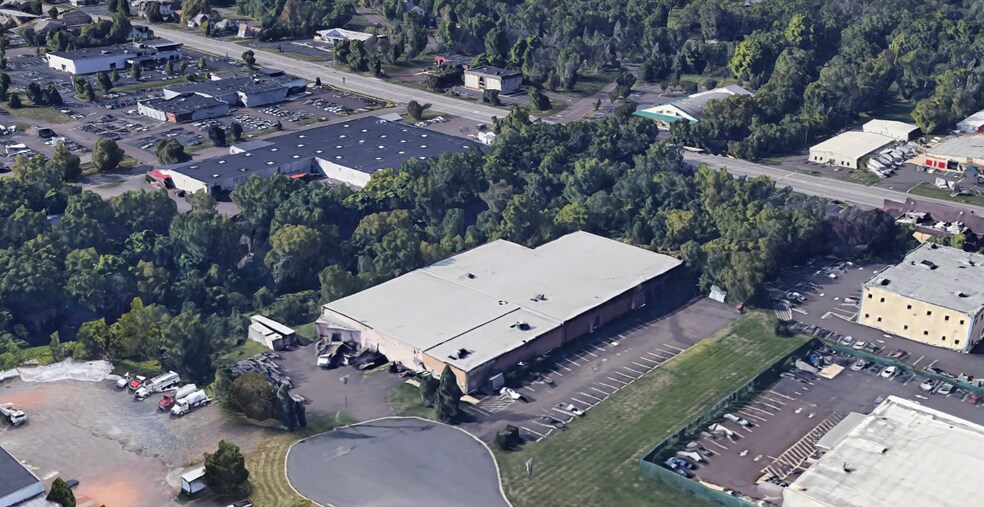 More Photos Of 300 Enterprise Ln, Colmar Warehouse For Sale