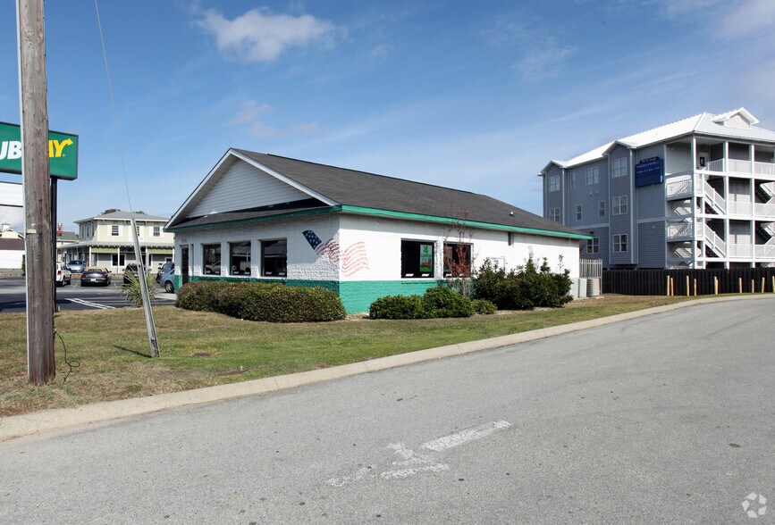 More Photos Of 700 N Lake Park Blvd, Carolina Beach Fast Food For Sale