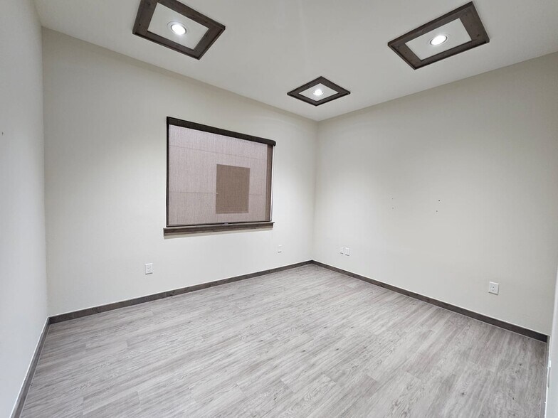 More Photos Of 4714 FM 1488 Rd, The Woodlands Medical For Sale