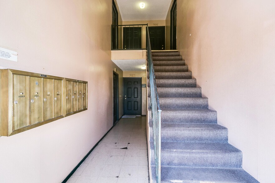More Photos Of 1707-1717 Greenwood St, San Angelo Apartments For Sale