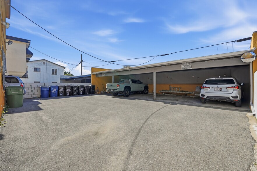 More Photos Of 1207 S Catalina St, Los Angeles Apartments For Sale