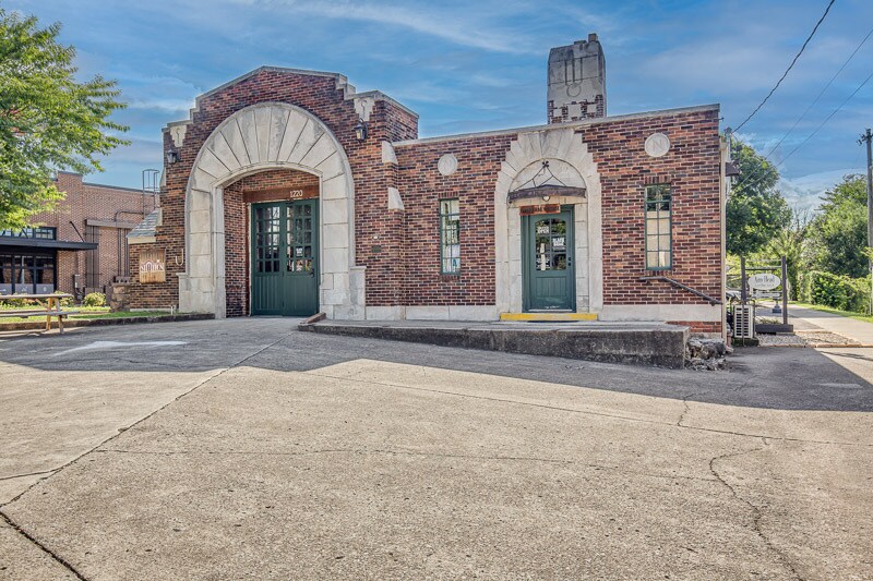 More Photos Of 1220 Gallatin Ave, Nashville Storefront Retail Office For Sale