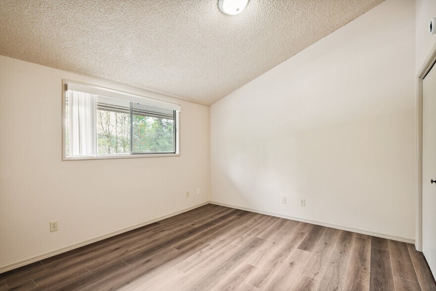 More Photos Of 157 Nevada Dr, Longview Apartments For Sale